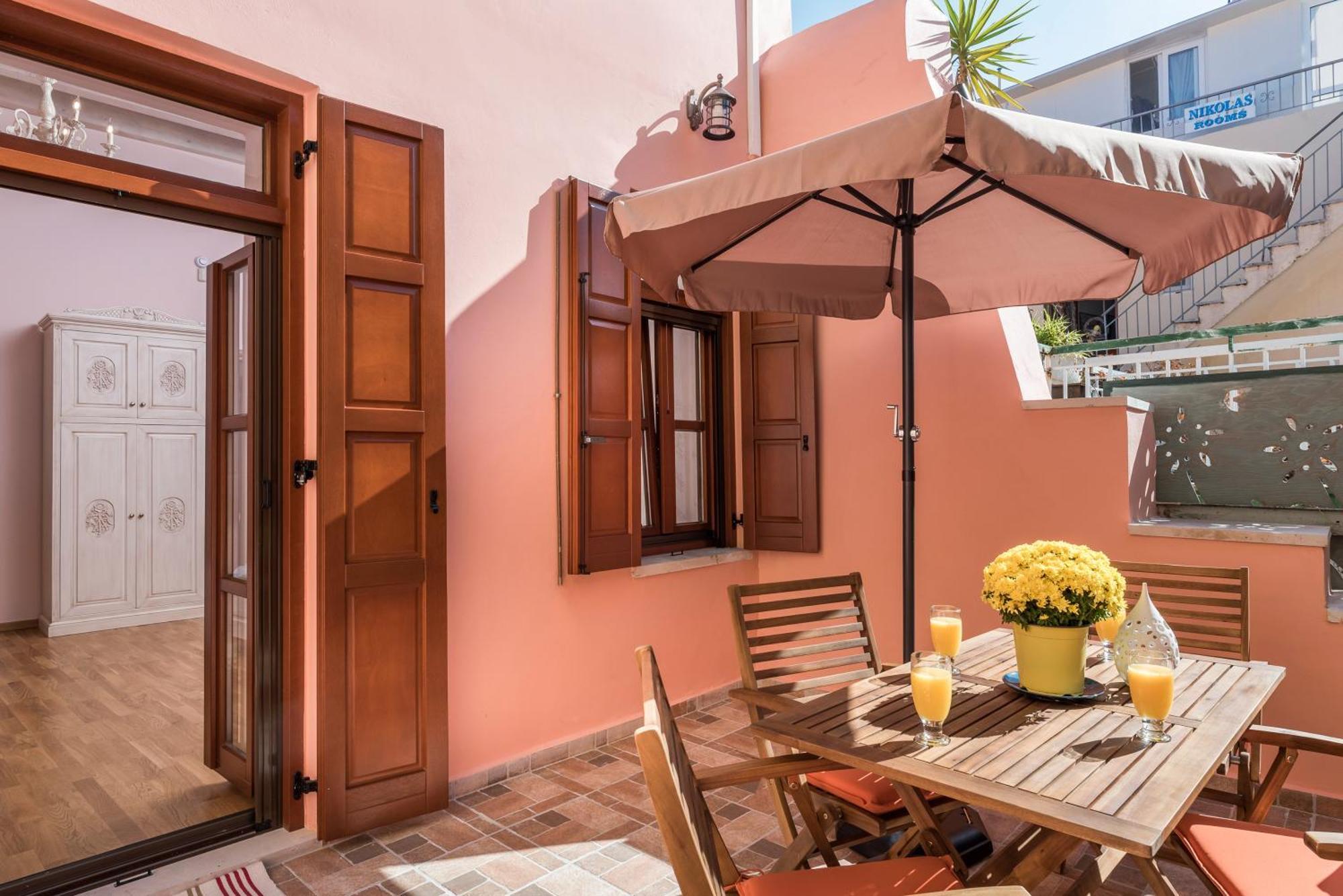 Palazzo Di Irene Appartement Chania  Kamer foto